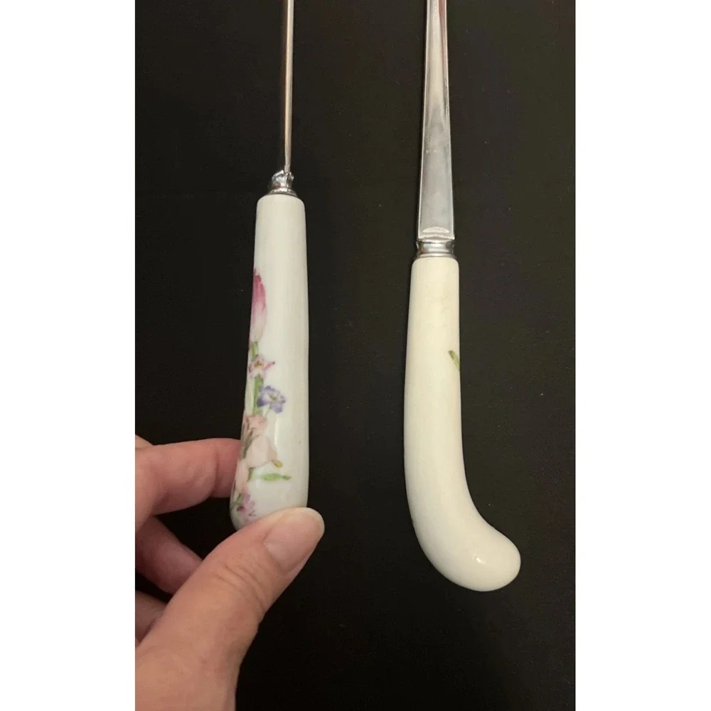 Vintage Ceramic Handle w/  Floral‎ Design 11 inches Silver Salad Server